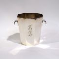 Rare seau à Champagne en métal argenté 21,5 cm, monogramme E.L