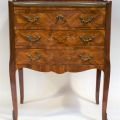Petite commode basse