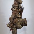Importante statue vodou Boccio béninoise en bois et fer, 96 cm