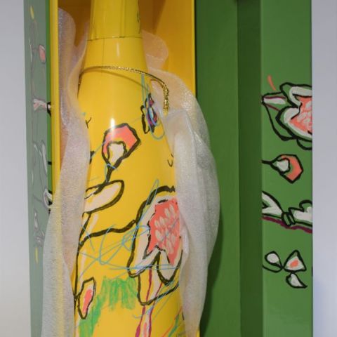 Champagne TAITTINGER Brut 1992. Collection Matta. Dans sa boîte