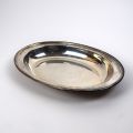 Plat de service oval en argent 800, poinçon italien, poids de 483g