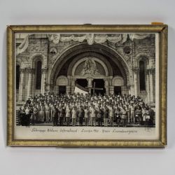 Signed photograph of Lourdes : International Military Pilgrimage in 1962