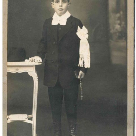 Photographie cabinet d'un communiant par Paul Kutter, Luxembourg, 1923