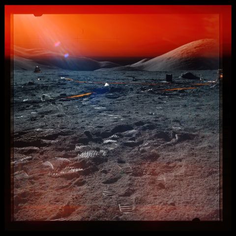 (NASA. RARE. GRAND FORMAT. LUNE. APOLLO 17) Mission Apollo 17. Etonnante photographie lunaire