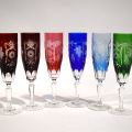 Jeux de 6 flûtes à Champagne en cristal taillé coloré de Bavière