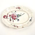 Plat ovale à décor floral signé Hannong, faïence Strasbourg XVIIIe