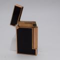 Élégant briquet Dupont Paris en laque noire et plaqué or