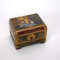 Tirelire en bois japonaise, signée, dimensions compactes 9x7x6 cm