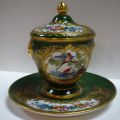 POT COUVERT à motif d'oiseaux et de fleurs