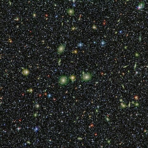 Vue époustouflante de l'Espace profond dans la constellation de Norma, 1999