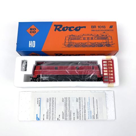 Locomotive électrique "Br 1018" (ÖBB) en état neuf avec accessoires et notice