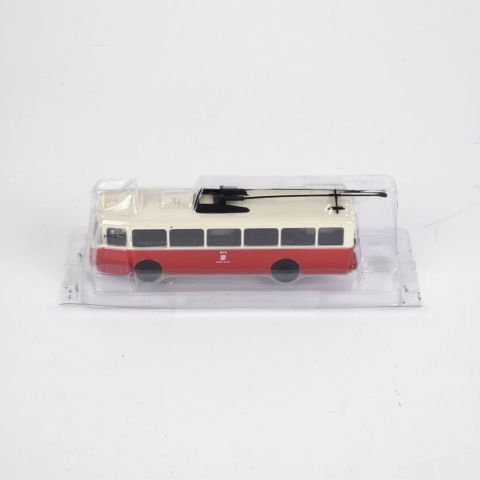 Trolleybus MZK Gdansk-Gdynia en boîte, état usé, objet de collection rare