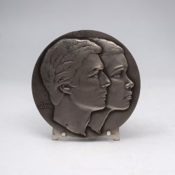 Silver 950 medal of the Grand-Ducal wedding of Henri and Maria Teresa of Luxembourg