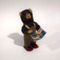 Cubby, l'ours de lecture du Japon des années 50-60, 19 cm de hauteur (remontoir cassé)