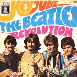 45 tours des Beatles "Hey Jude / Revolution" en état d'usage (1968)