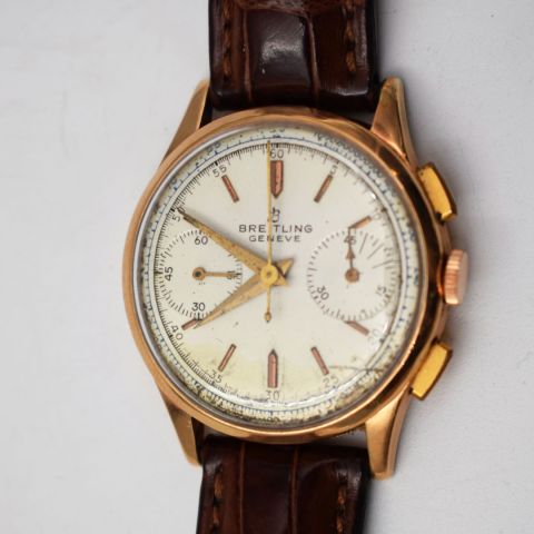 BREITLING : Montre chronomètre à remontage manuel, cadran couleur champagne