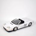 Ferrari Testarossa Spider weiß montiert mit Box und Anleitung von Ferrari F40