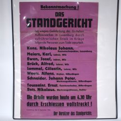 Affiche poignante de l'occupation mettant en évidence le verdict de mise à mort des citoyens luxembourgeois