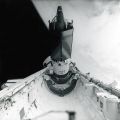 Historisches Foto des Atlantis-Shuttles, das den Satelliten TDRS-E in den Weltraum entlässt