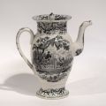 Cafetière en faïence fine BOCH Septfontaines, décor "aux chinois", ca 1835, bel état