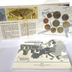 Set of 9 Luxembourg "Euro" coins in Plexiglas, 2005 edition