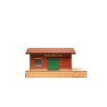 Hangar en tôle Hornby "Goods Depot" avec murs en briques rouges, bon état