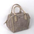 Adolfo Dominguez Handtasche aus recyceltem Stoff, perfekter Zustand mit Dustbag