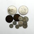 Réunion de pièces de monnaie britanniques et sud-africaines historiques et commémoratives