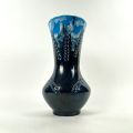 Vase en céramique émaillée de Vallauris, bleu profond, hauteur 38 cm
