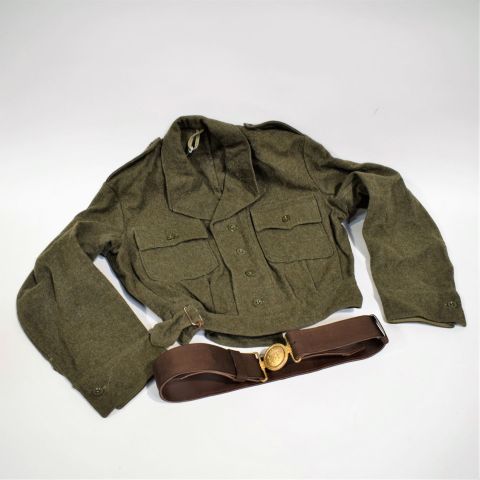 Battle-Dress modèle 1956 en bel état avec ceinture de sous-officier