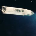 Nasa: Seltener Blick auf den Tank der Columbia im freien Fall im Weltraum (1981)