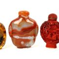 Ensemble de 4 tabatières chinoises du XXe siècle, diverses matières et décors