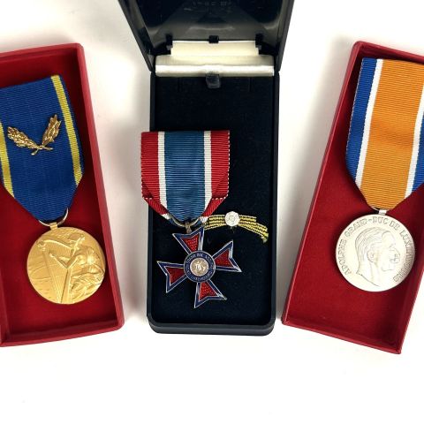 Collection de trois médailles de l'Union Grand-Duc Adolphe avec barrette jointe