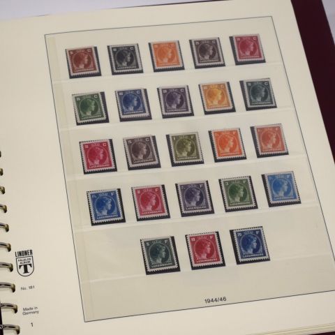 Collection de timbres luxembourgeois neufs dans un album LINDNER 181: 1944/46 à 1971